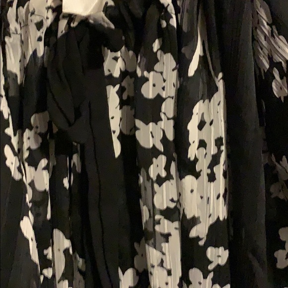 Silky classy tunic - Picture 4 of 4